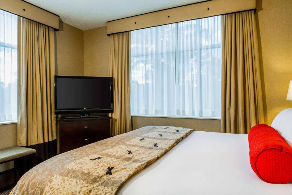 Cambria Hotel Raleigh-Durham Airport