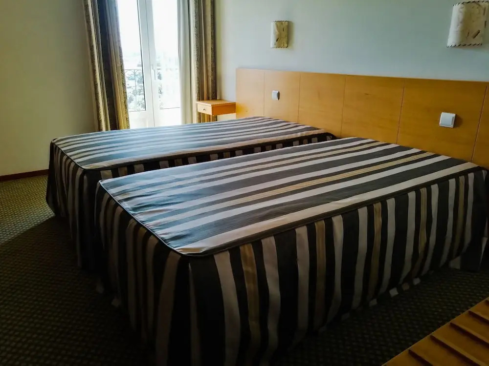 Travel Hotel
