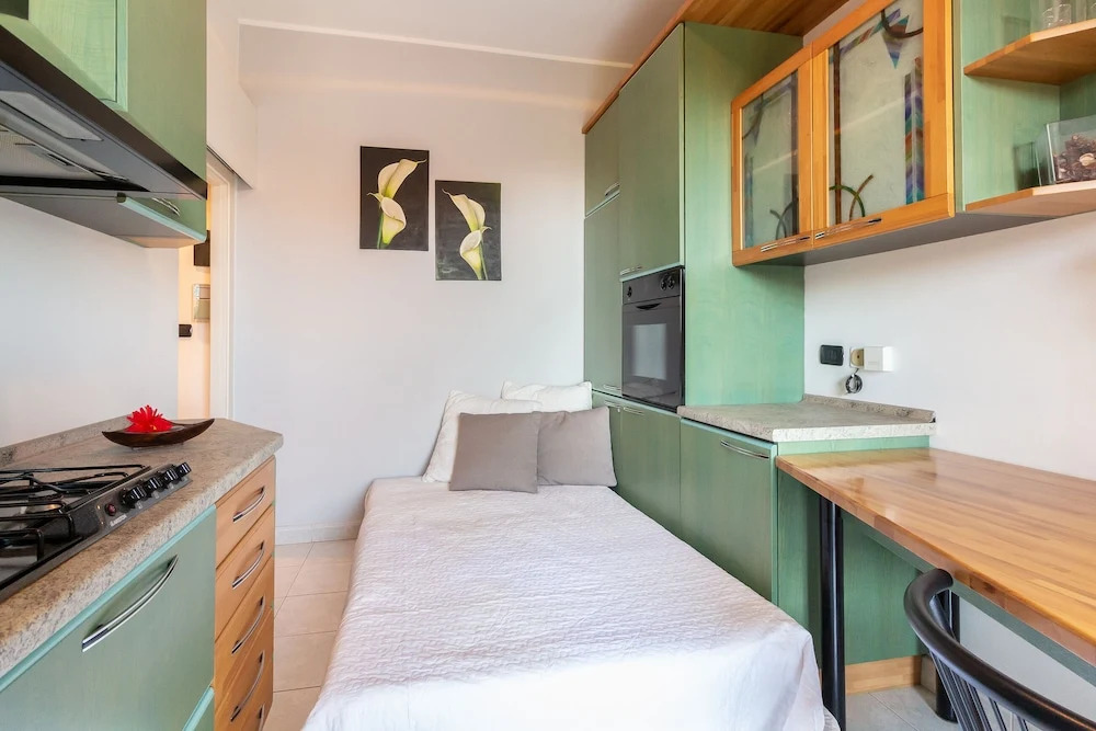 Alessia's Flat Veneziano 3