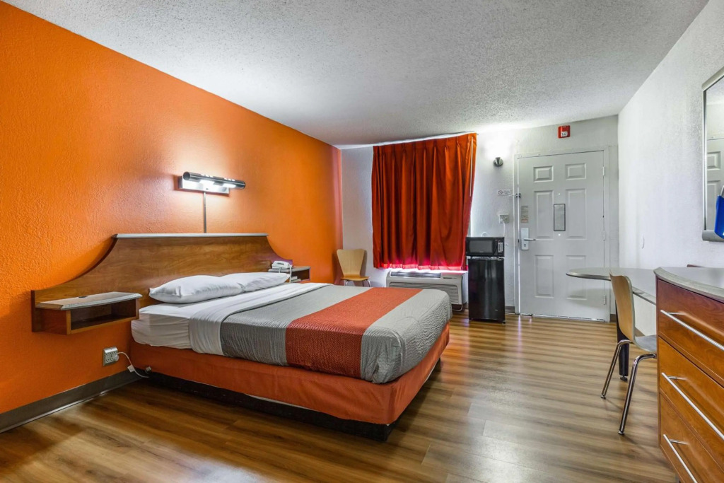 Motel 6-Mount Vernon, IL