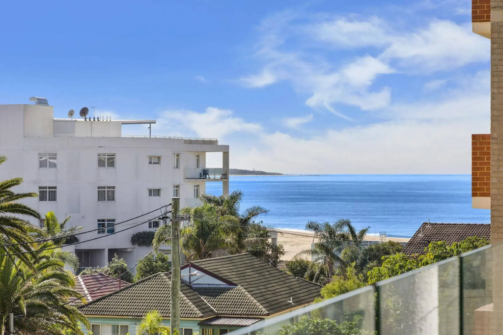 Sandy Cove Apartments