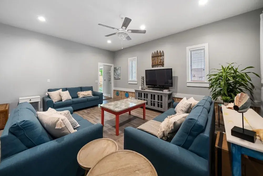 Seaside Serenity 3 Bedroom Home by RedAwning
