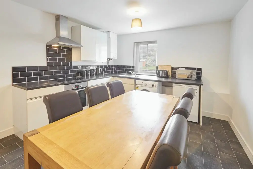 Host   Stay   Apartment 6  Skinningrove