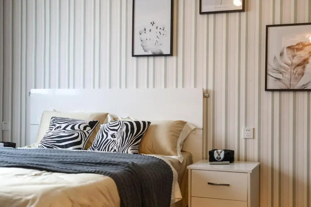 Henan Kaifeng·Gulou Square· Locals Apartment 00138590