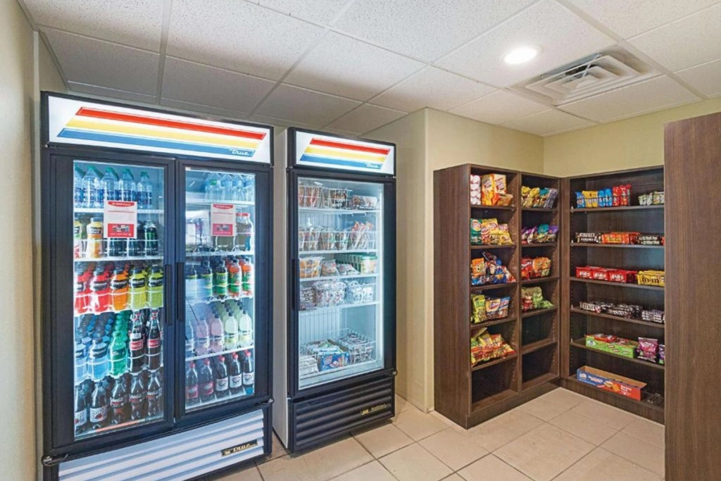La Quinta Inn & Suites by Wyndham Mathis