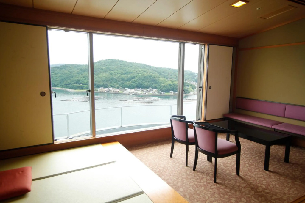 Toba Seaside Hotel