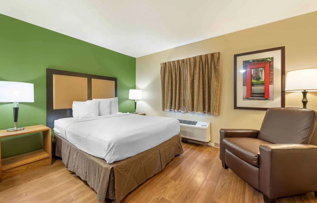 Studio 6 Corporate Extended Stay Indianapolis, IN - North Carmel