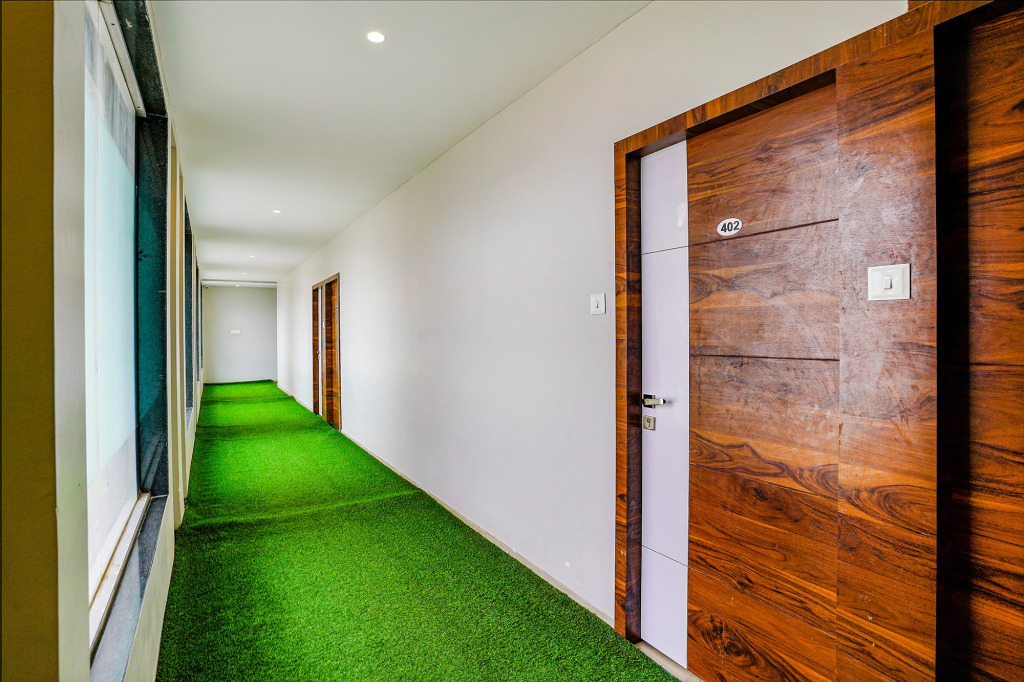 Fabhotel Kesar Inn