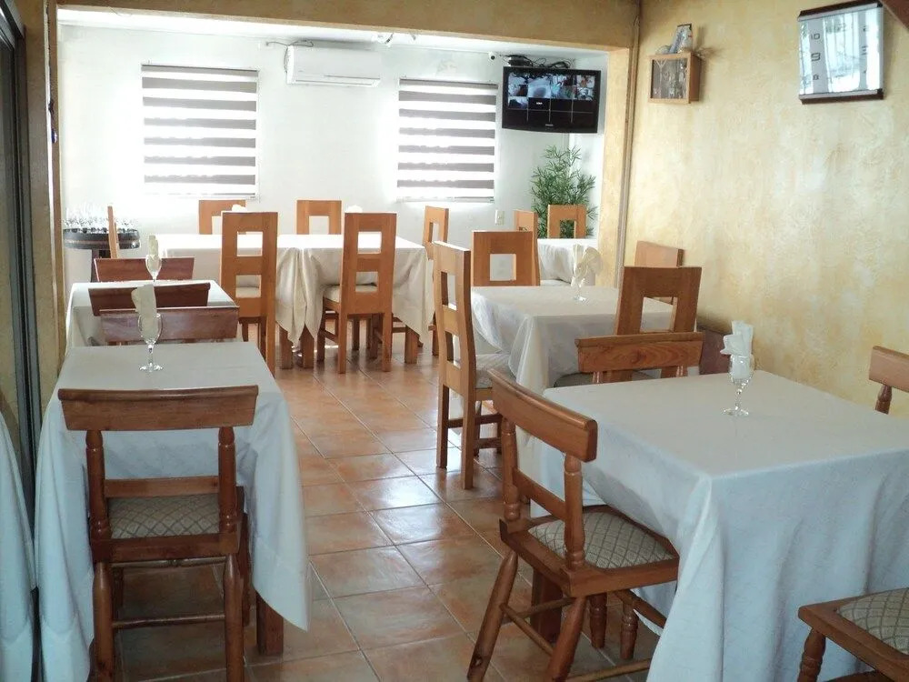 Hostal Casa Familia