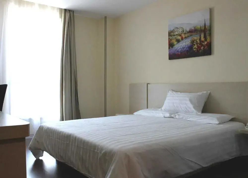 Hanting Express Hotel Zhuhai Gongbei Kouan