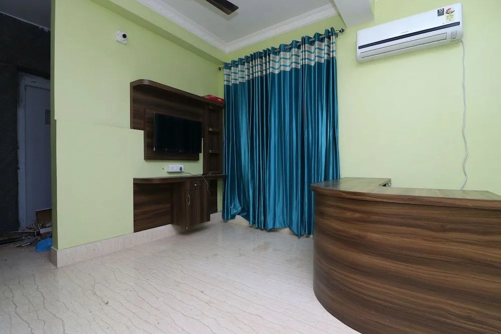 Oyo 19806 Corporate Guest House