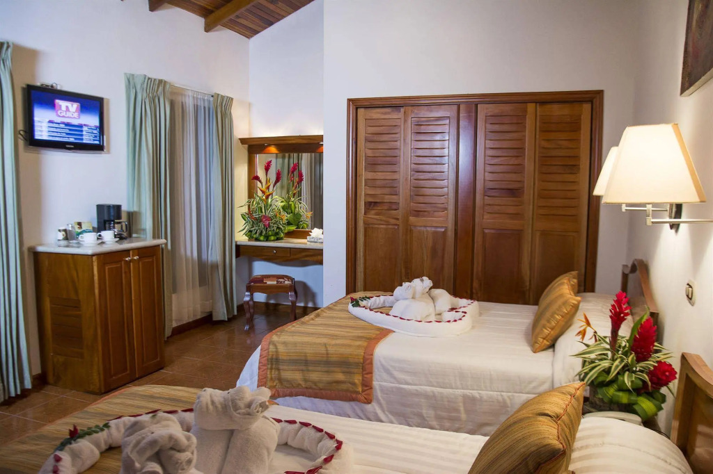 Arenal Paraiso Resort Spa & Thermo Mineral Hot Springs