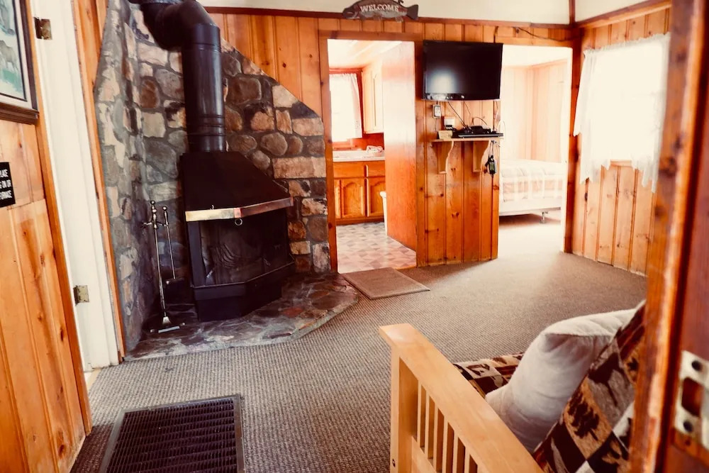 Oak Knoll Lodge