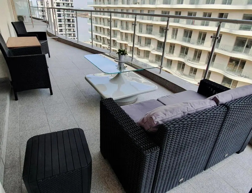 Residence 81