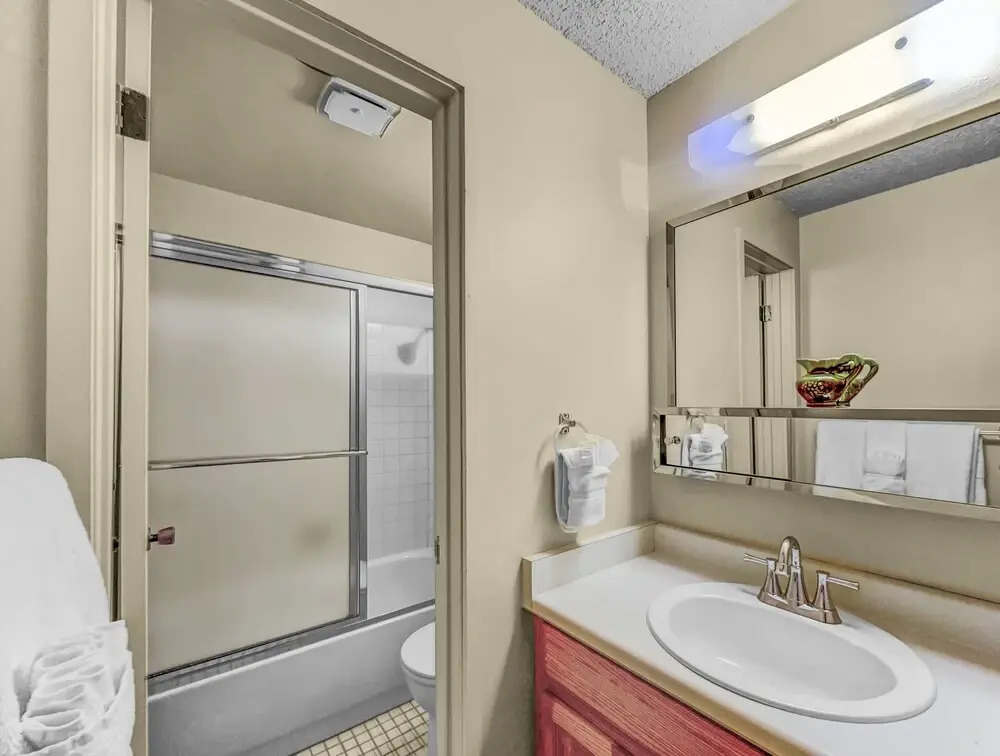 Sf411 Snowflake 3br 3ba 4 Bedroom Condo by RedAwning