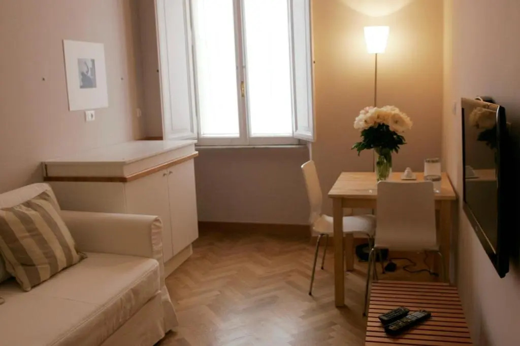 Roman Suite Guest House