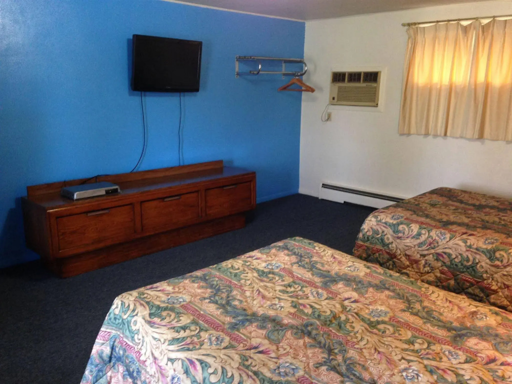 Chateau Motor Lodge