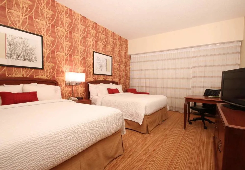 Courtyard by Marriott Chicago Bloomingdale