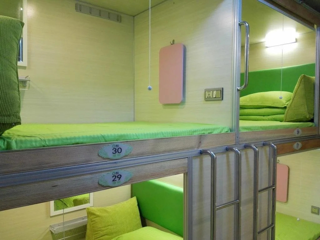 Qingting Space Capsule Hostel