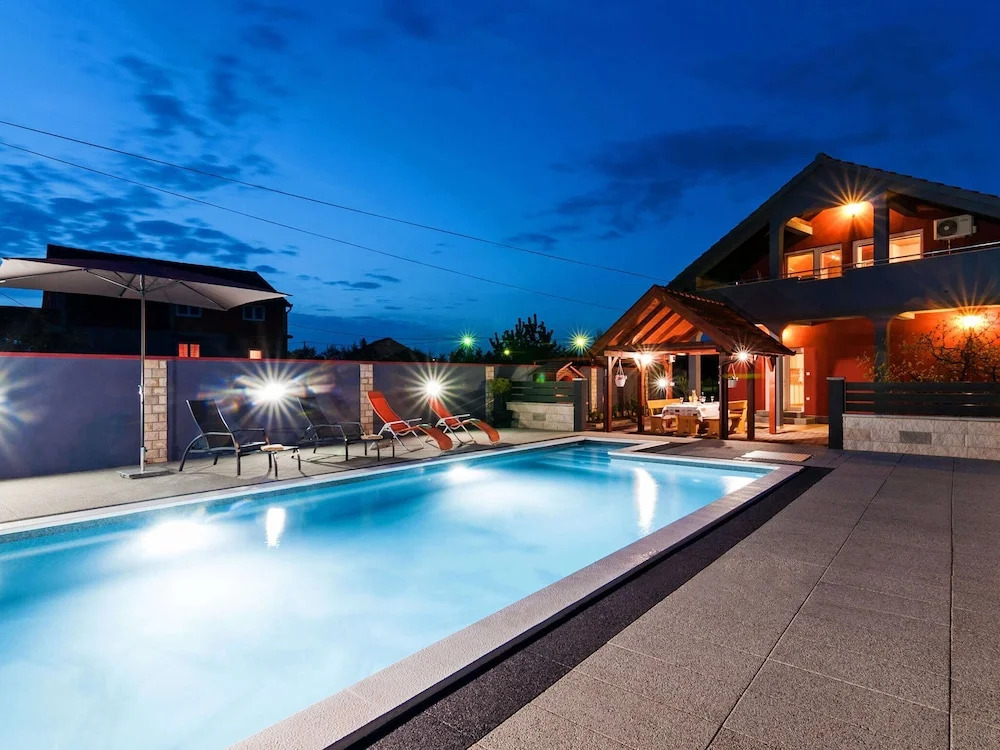 Luxurious Holiday Home in Sopot With Pool