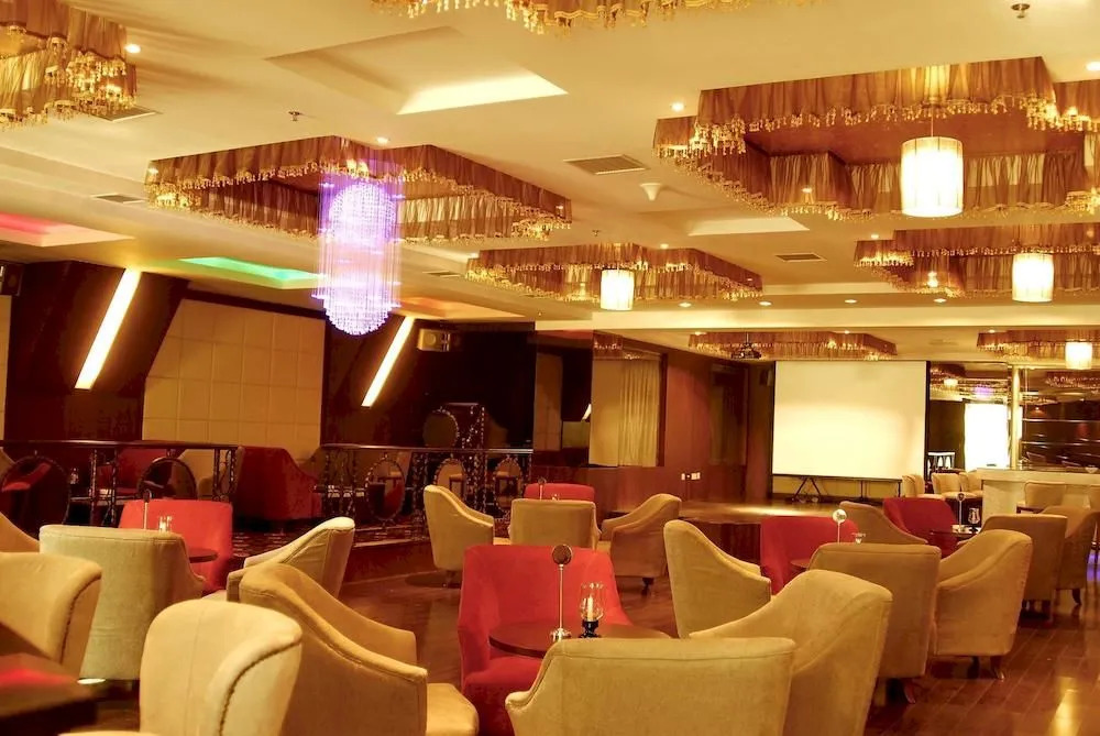 Crystal Hotel - Jilin