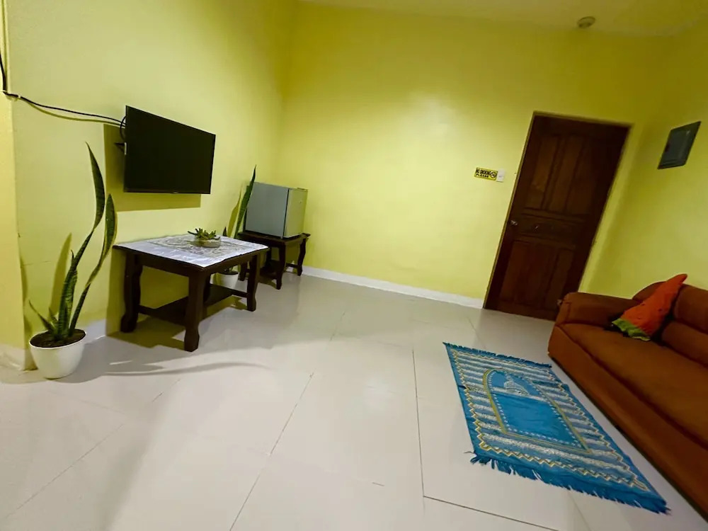 Rozay Travellers Inn