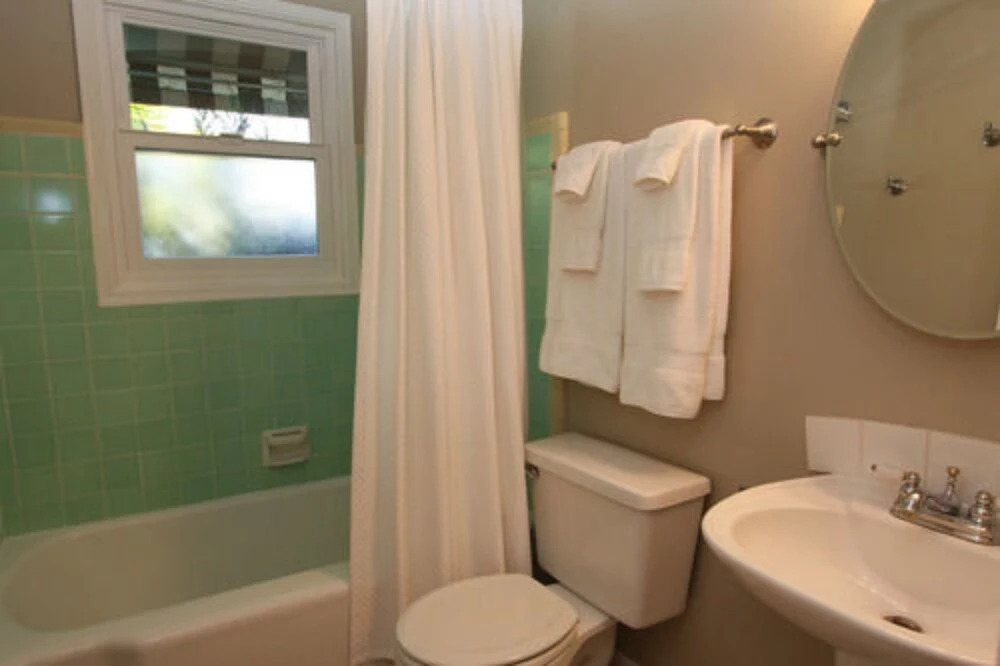 Chelsea Garden Inn