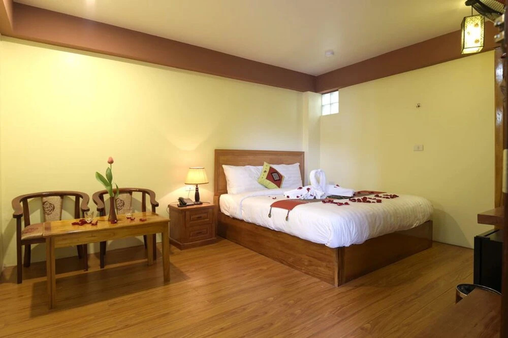 The Mountaineer Hotel