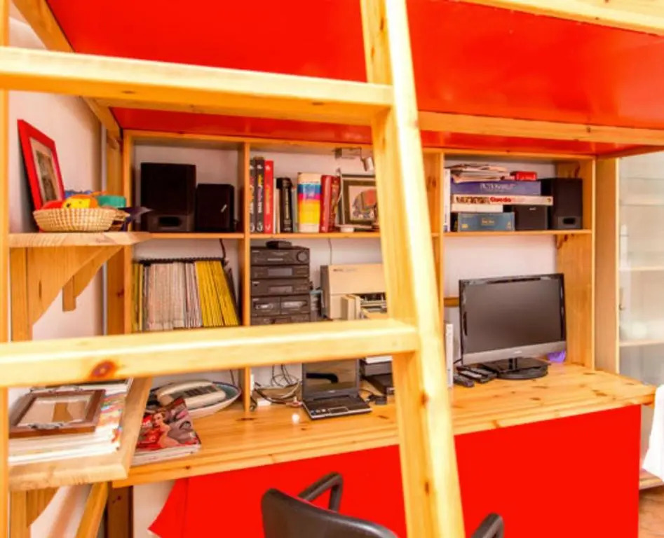 Studio with enclosed garden and wifi at Roma