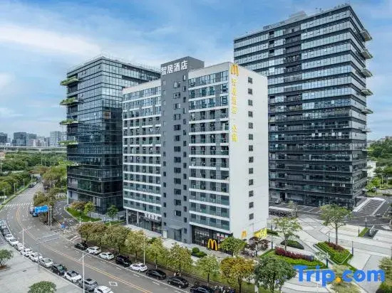Zhiju Hotel