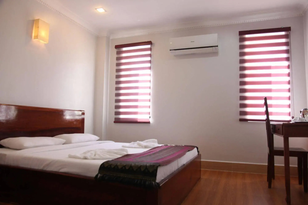 Bonnie Villa