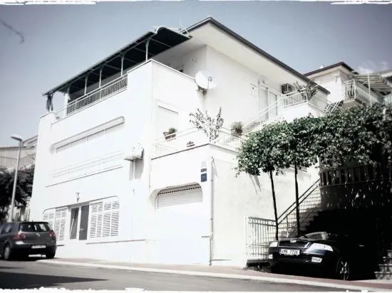 Apartments Mare