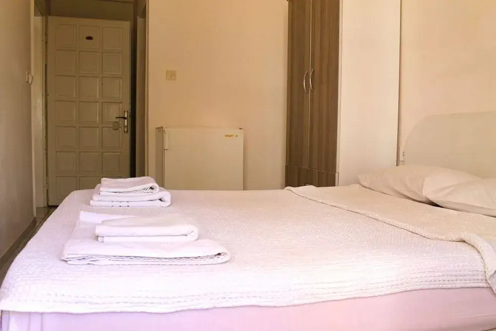 DM Hotel