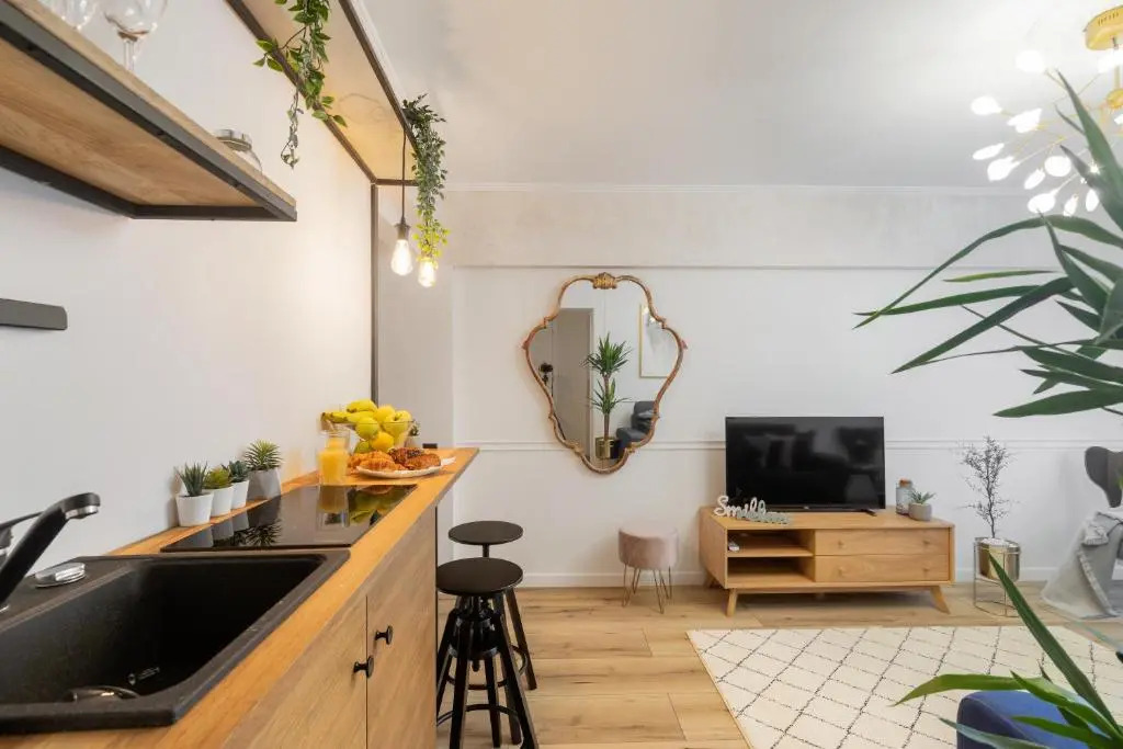 Contemporary 3-Bedroom Lofts - Modern Touches Meet Classic Elegance by Calea Victoriei