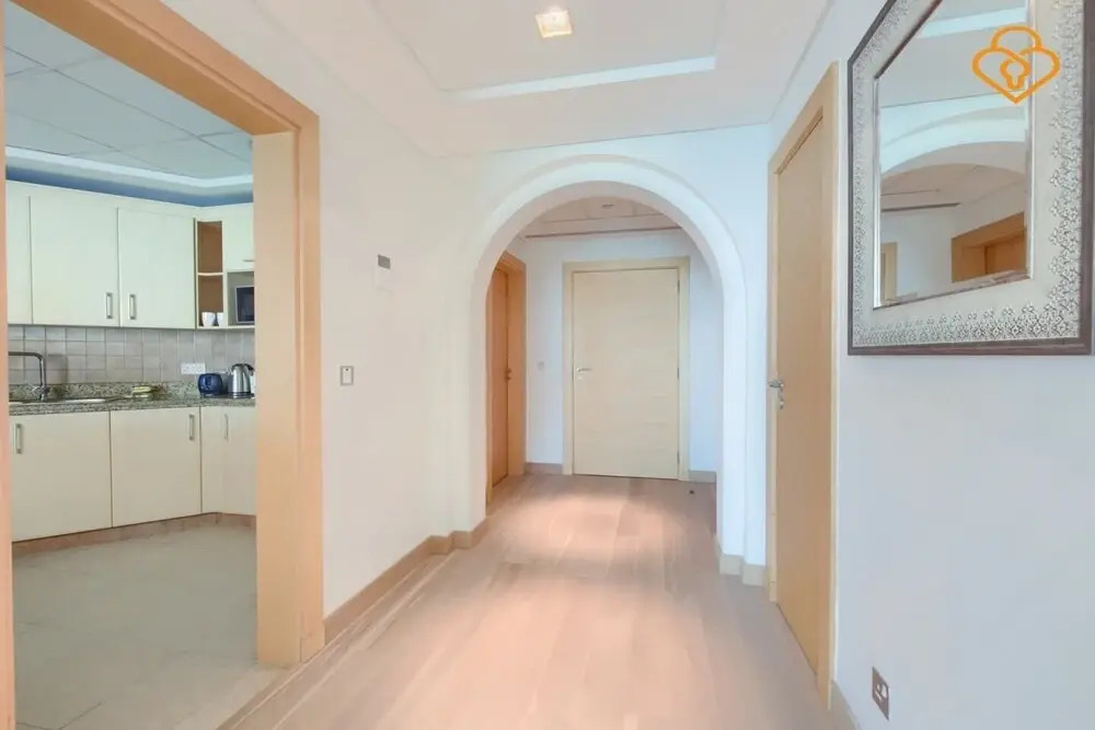 Building No. 2 Shoreline  Palm Jumeirah - Apartment 405