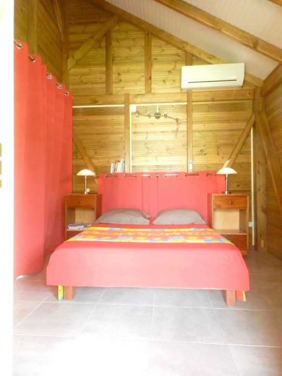 Bungalow With 2 Bedrooms in Baie Mahault, With Enclosed Garden and Wif