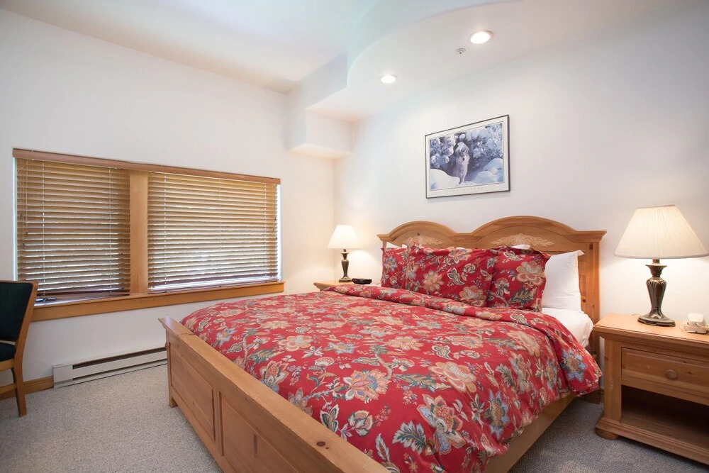 4312 - Two Bedroom Deluxe Creekside Condominiums 2 Condo by RedAwning