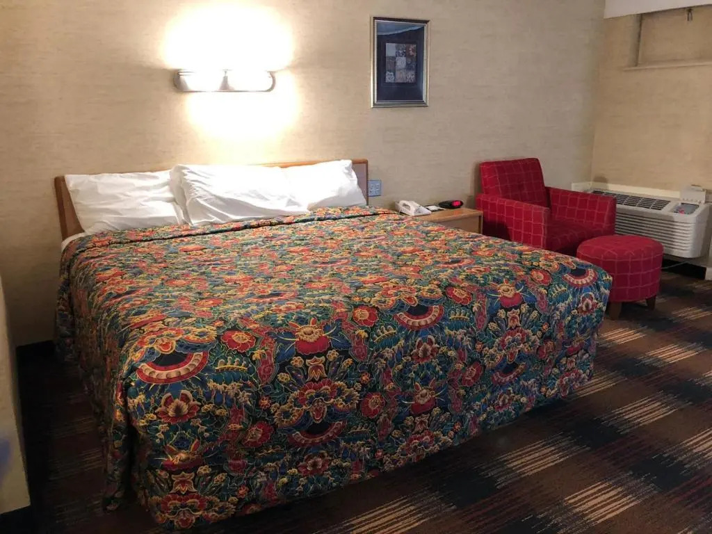 Red Carpet Inn Syracuse Airport