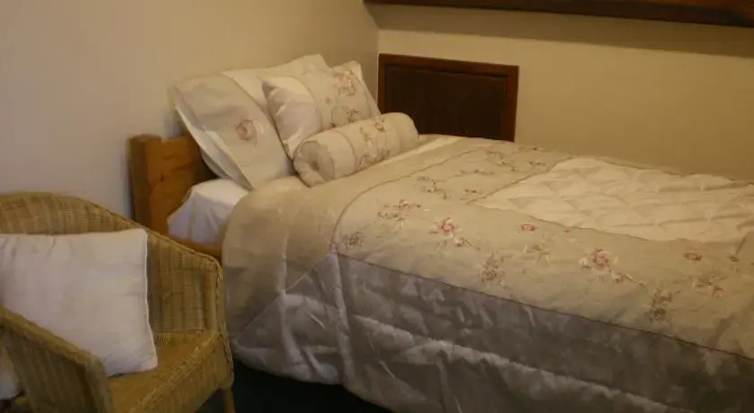Isles Field Barn Bed and Breakfast