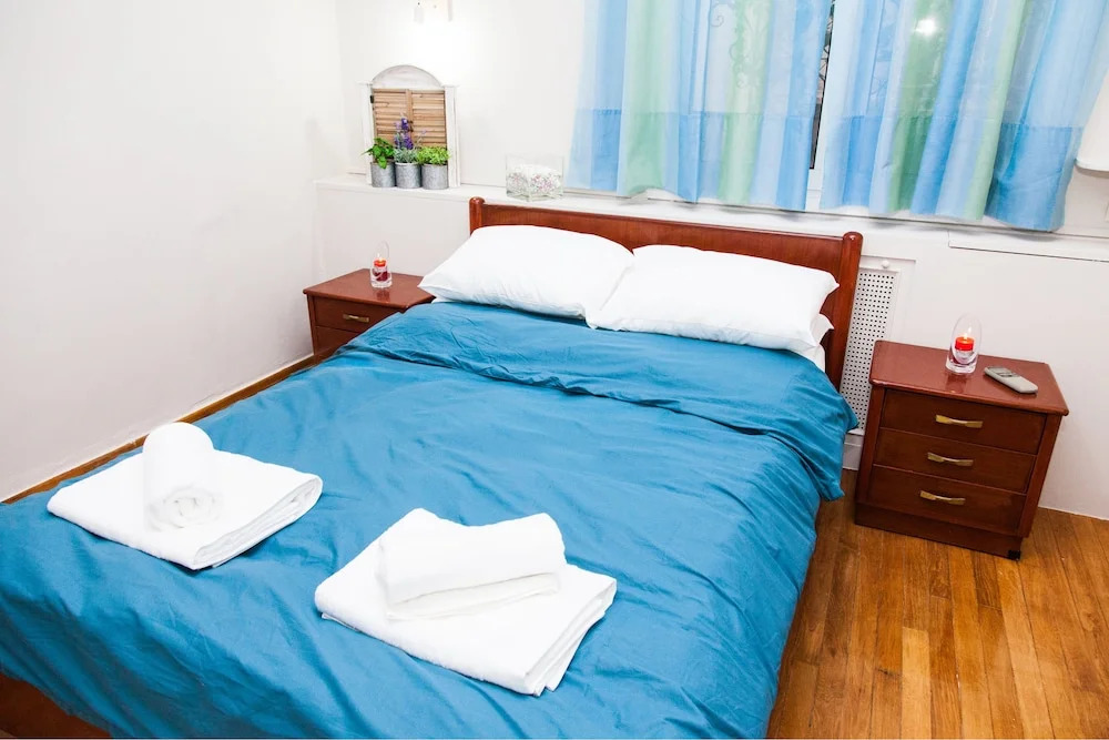 Stay in Fabulous Apartment in Athens
