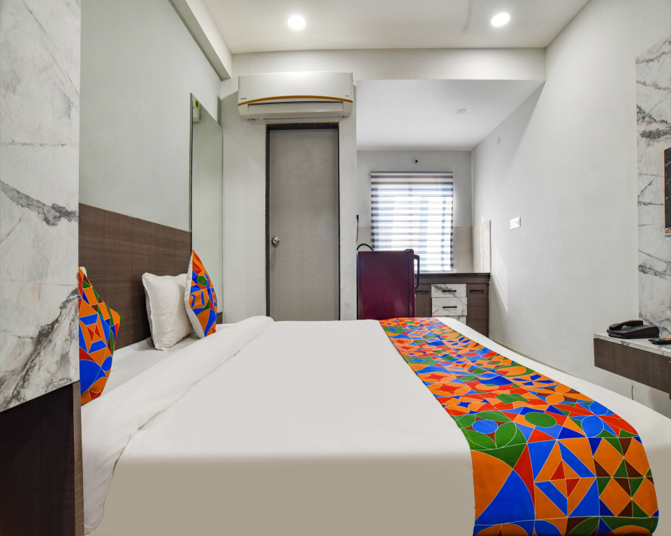 Fabhotel Grand Blue