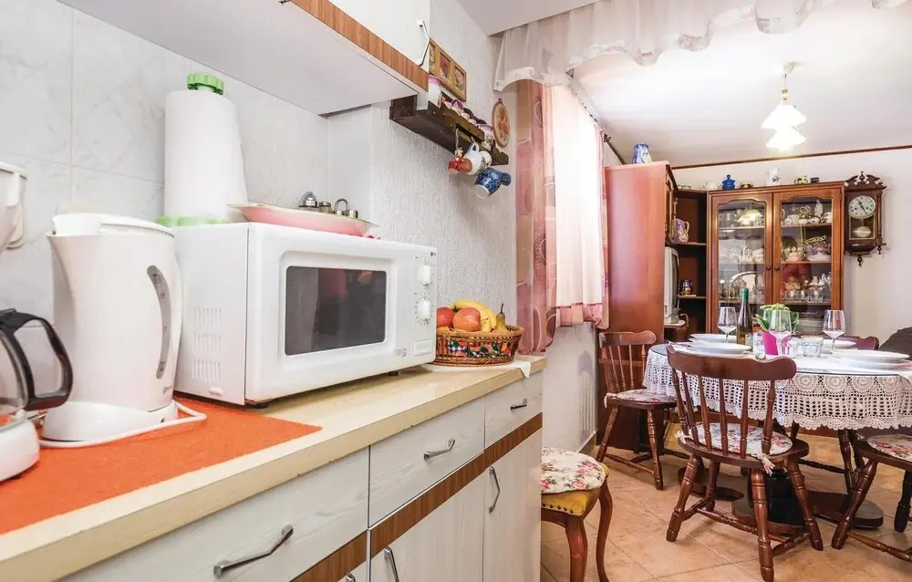 Beautiful Home in Moscenicka Draga With Wifi and 3 Bedrooms