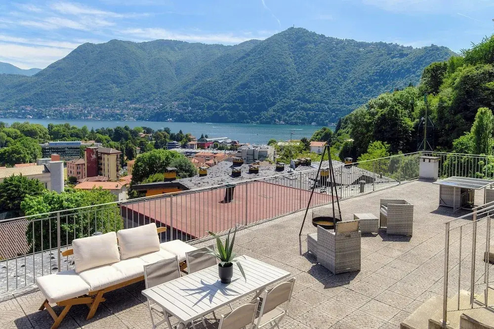 Sky Attic Lake Como