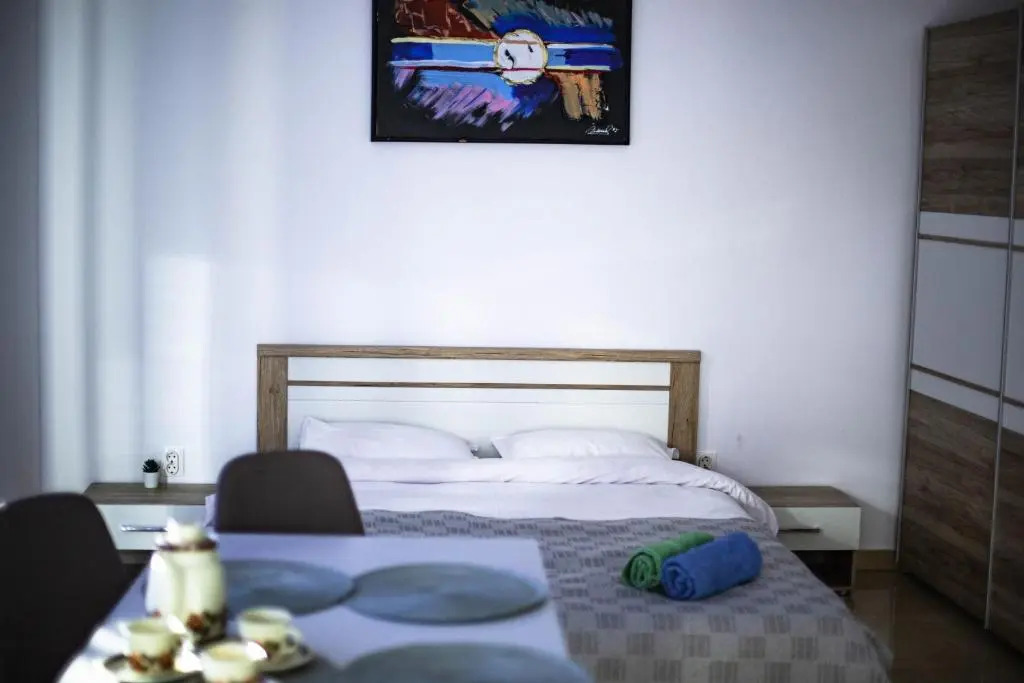 One Room Apart T3 with Free Parking