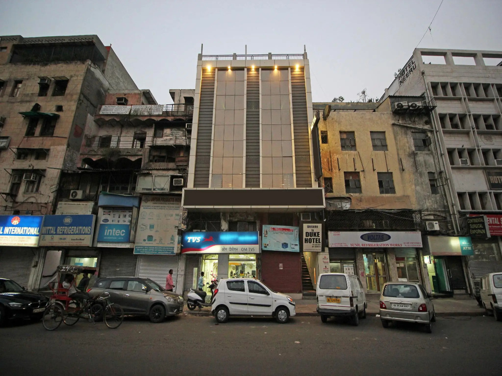 OYO 4883 Duke Hotel