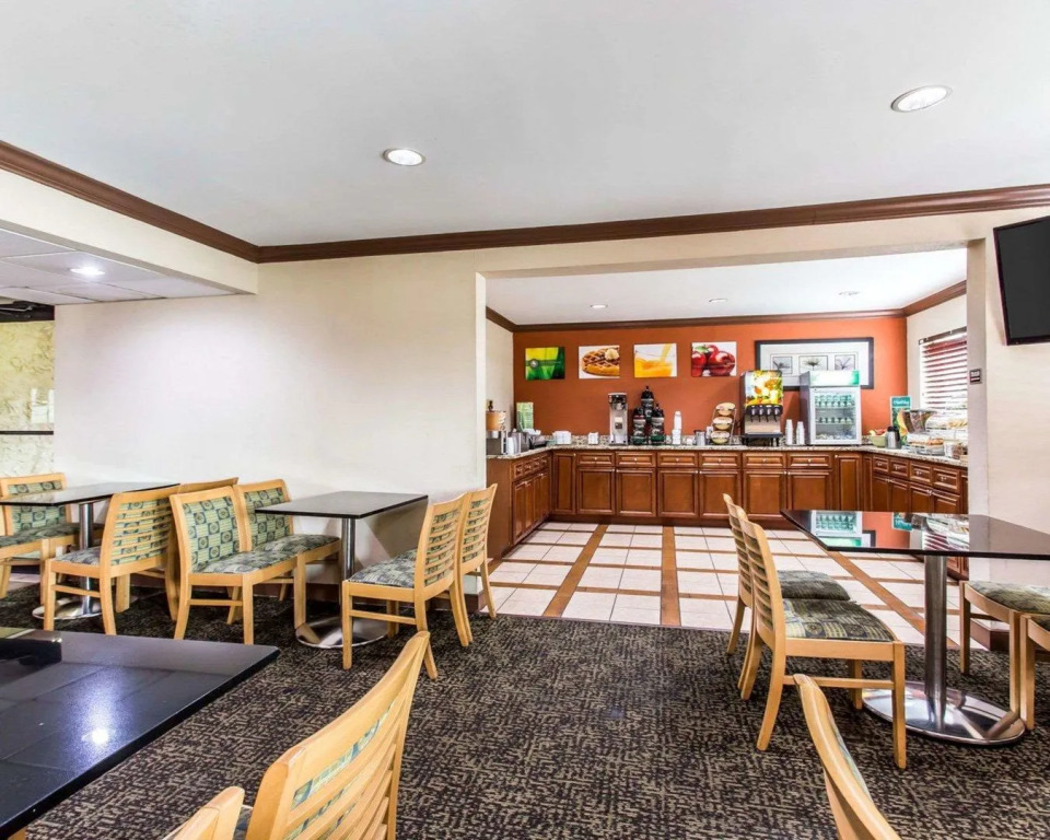 Quality Inn & Suites Morrow Atlanta South