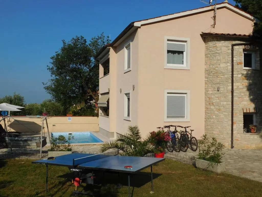 Family villa Oaza in Pula