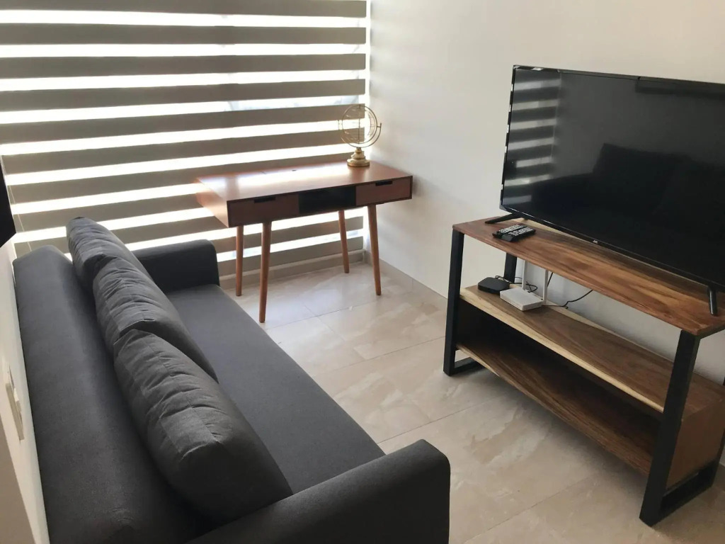 Beautiful Apartment Furnished - Great Location - Swimming Pool Gym Wifiaa