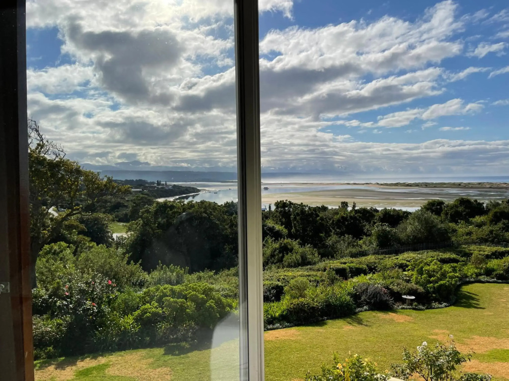 Beach House Plett Lookout