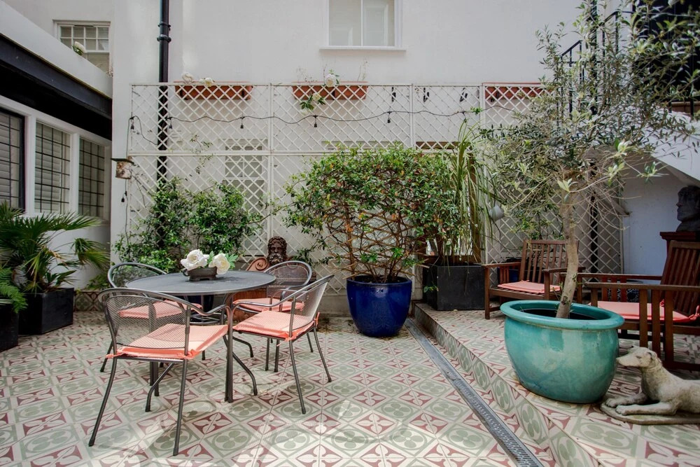 Exquisite Cadogan Square Knightsbridge Apartment